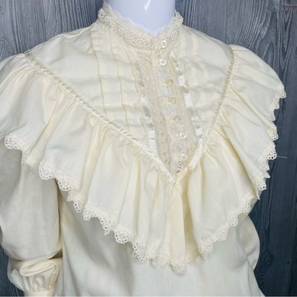 Vintage Victorian lace ruffle high collar blouse long sleeve shirt cottage core - Picture 2 of 6